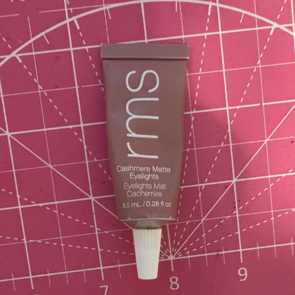 RMS Beauty Cashmere Matte Eyelights - mallo coast